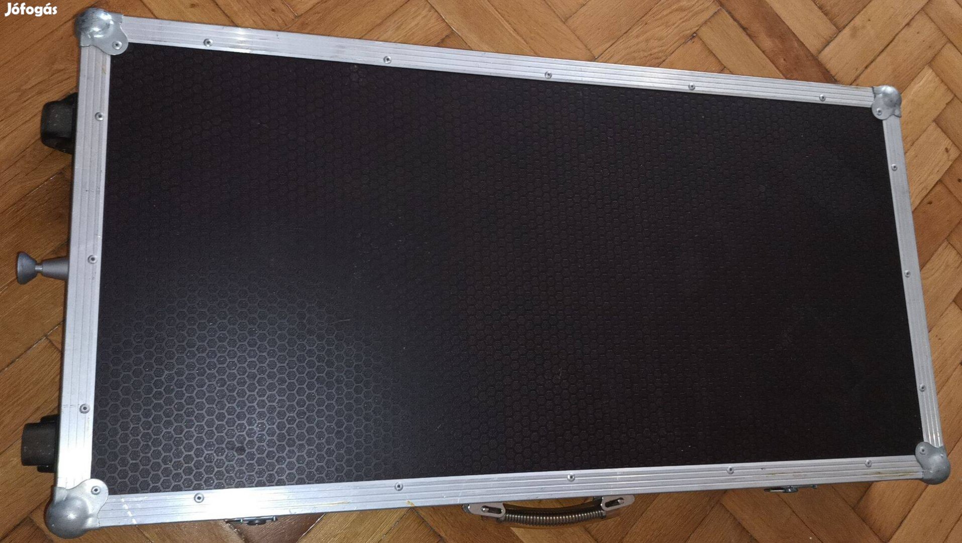 Adam Hall TM Flight Case Gitár Basszusgitár pedalboard