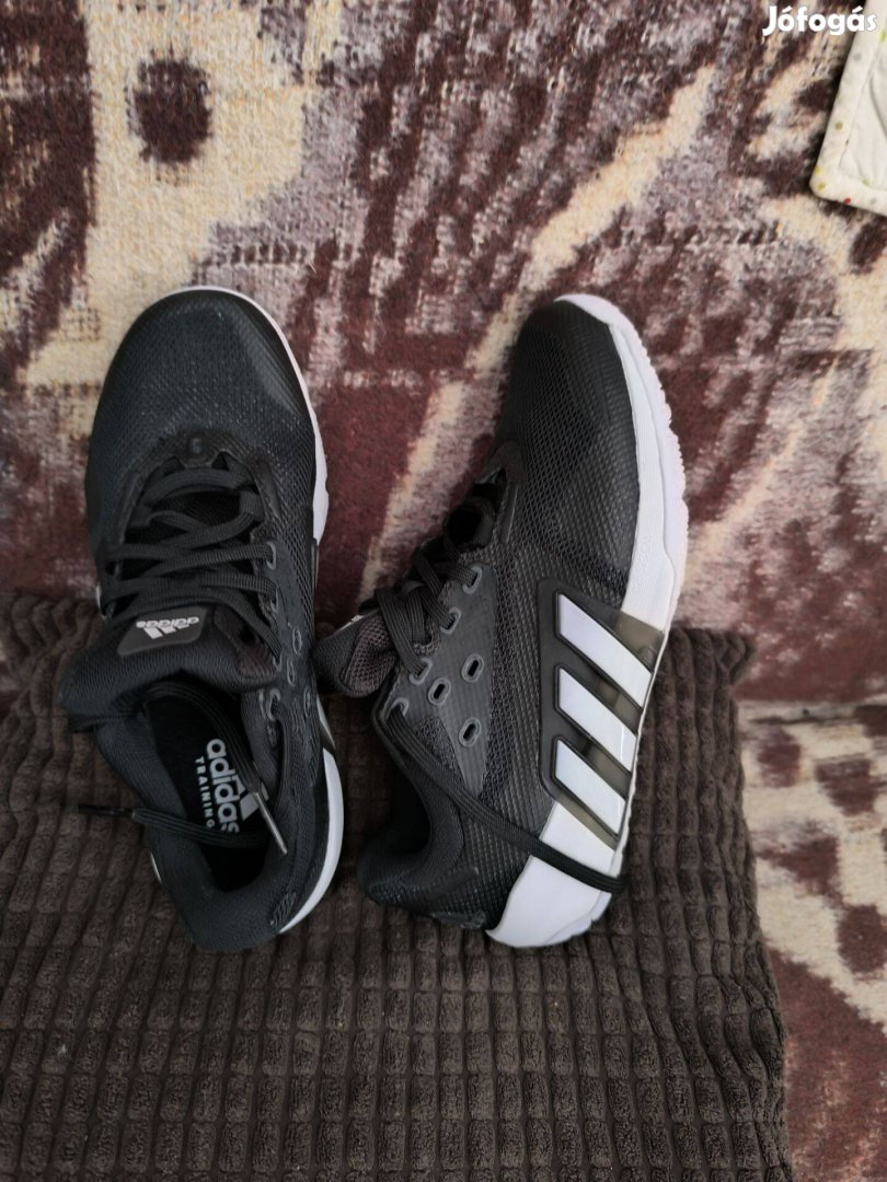 Addig cipő 40es!