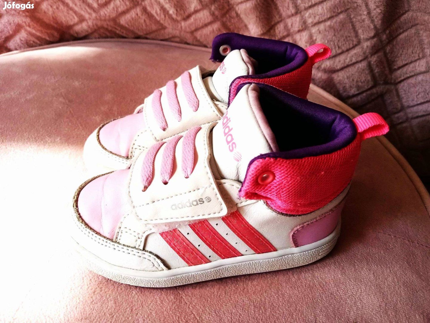 Adidas 23-as cipő