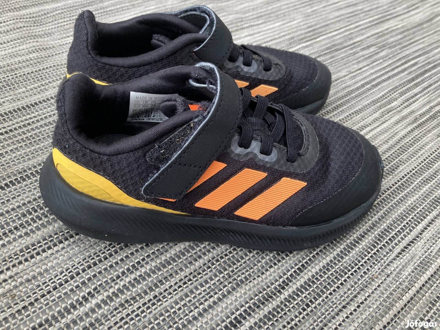 Adidas 28-as fiú Cipő 28