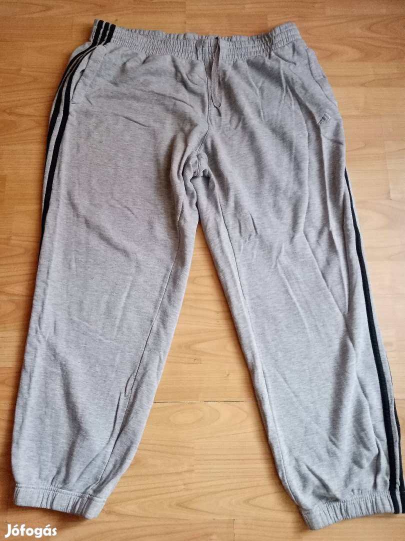 Adidas 2XL - es melegítő nadrág 