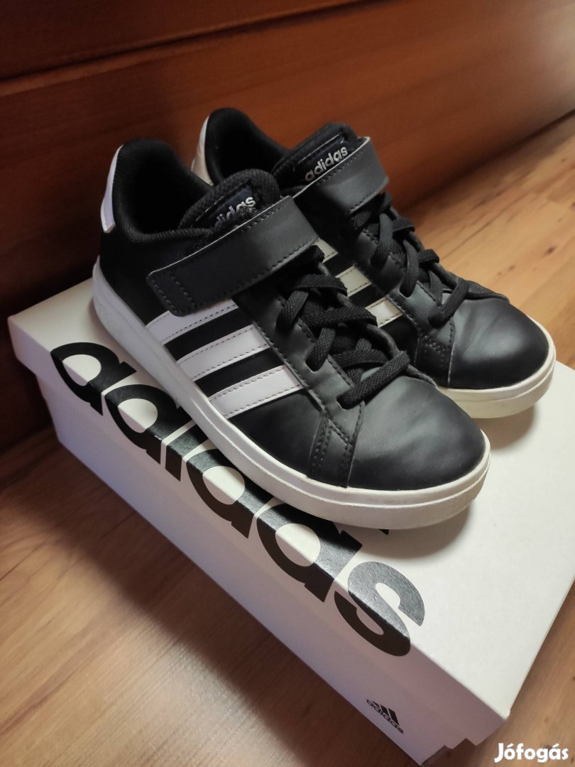 Adidas 33-as cipő