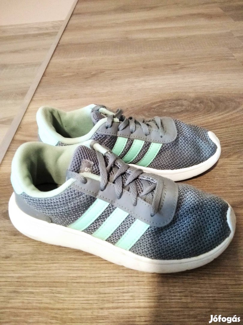 Adidas 34-es cipő eladó