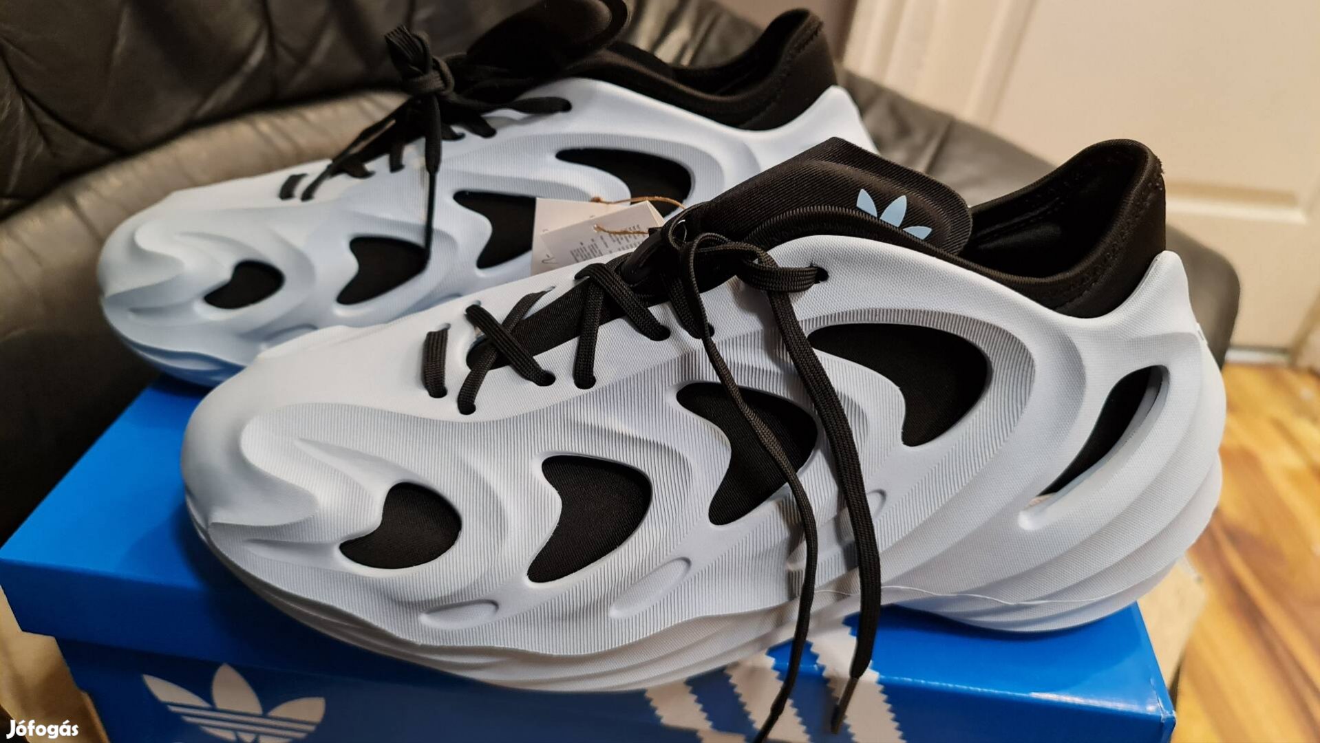 Adidas Adifom cipő (Új) (44) eladó!