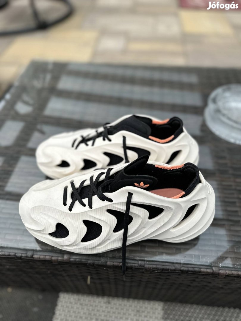 Adidas Adifom q sneaker