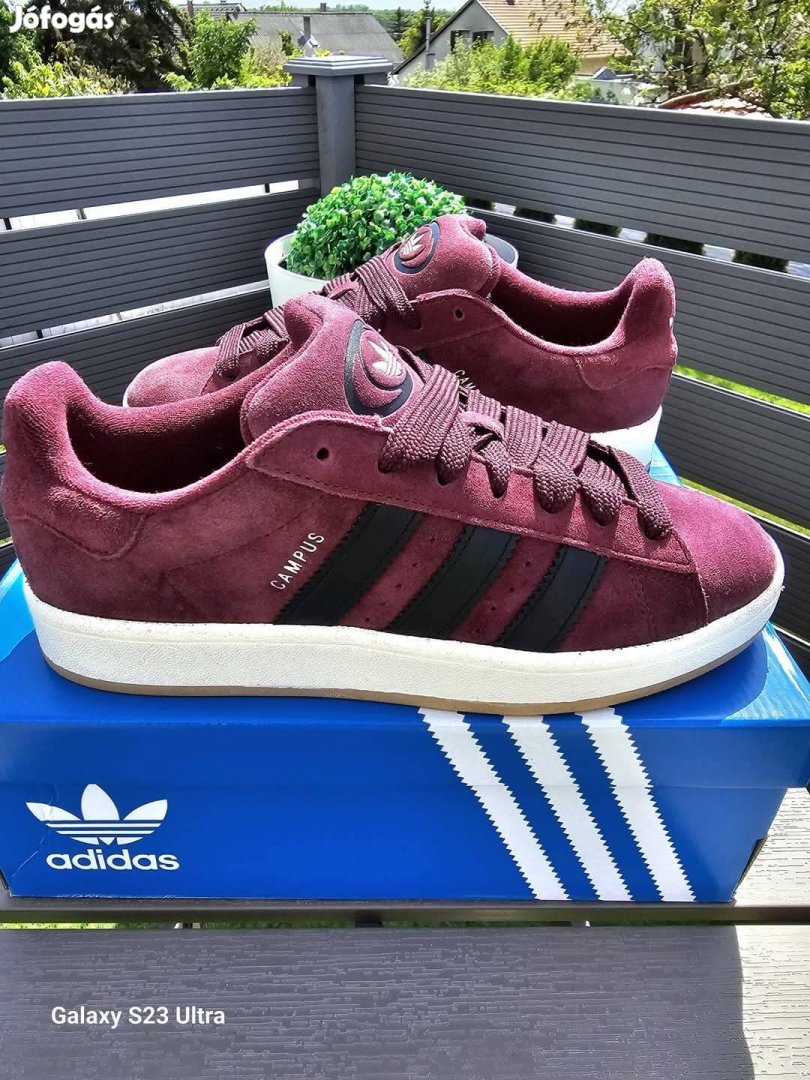 Adidas Campus 00s  (42 2/3)