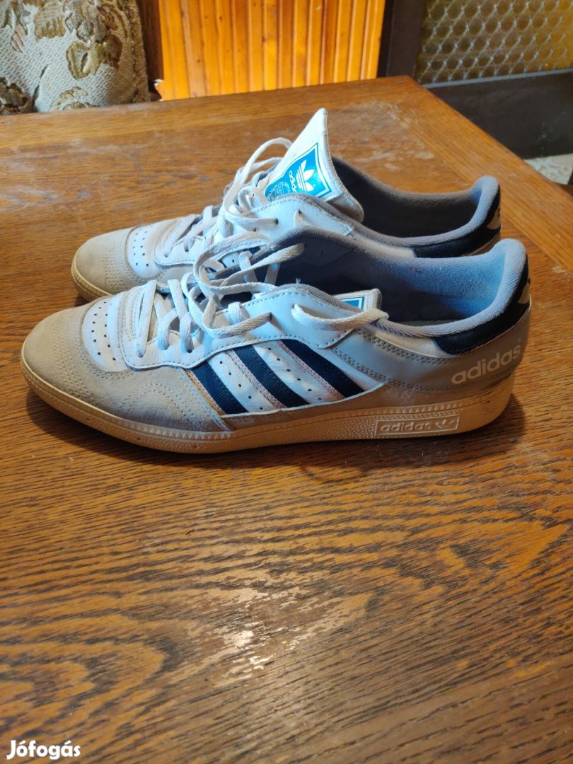 Adidas Cipő 46 