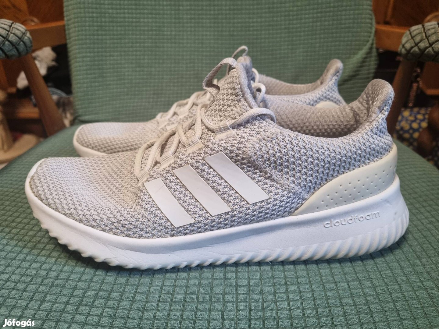 Adidas Cloadfoam sport cipő 43 1/3