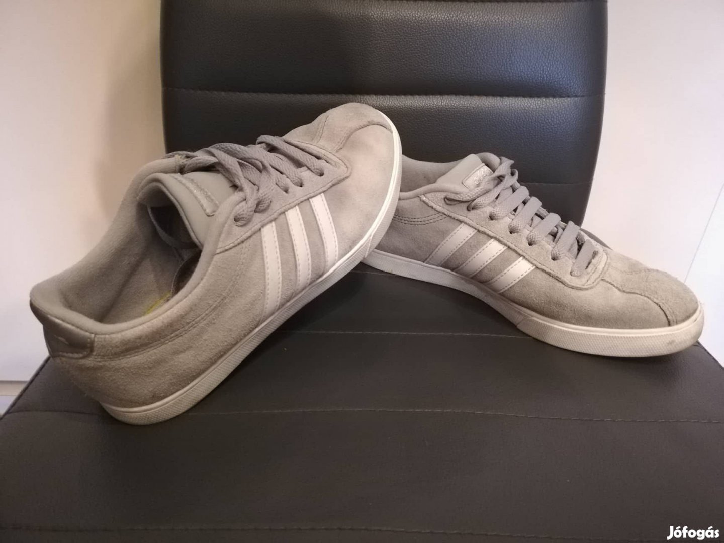 Adidas Courtset női utcai bőrcipő eladó (37-es)