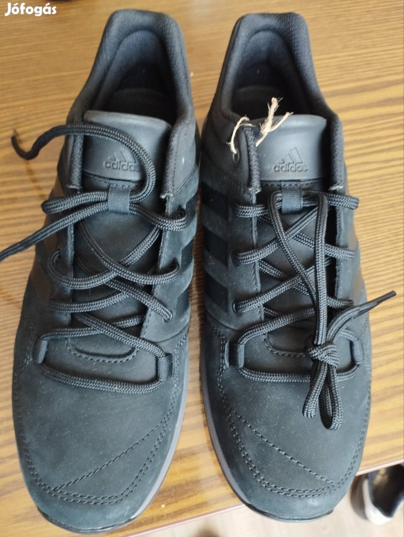 Adidas Daroga plus lea túra cipő 42 2/3 méretben 