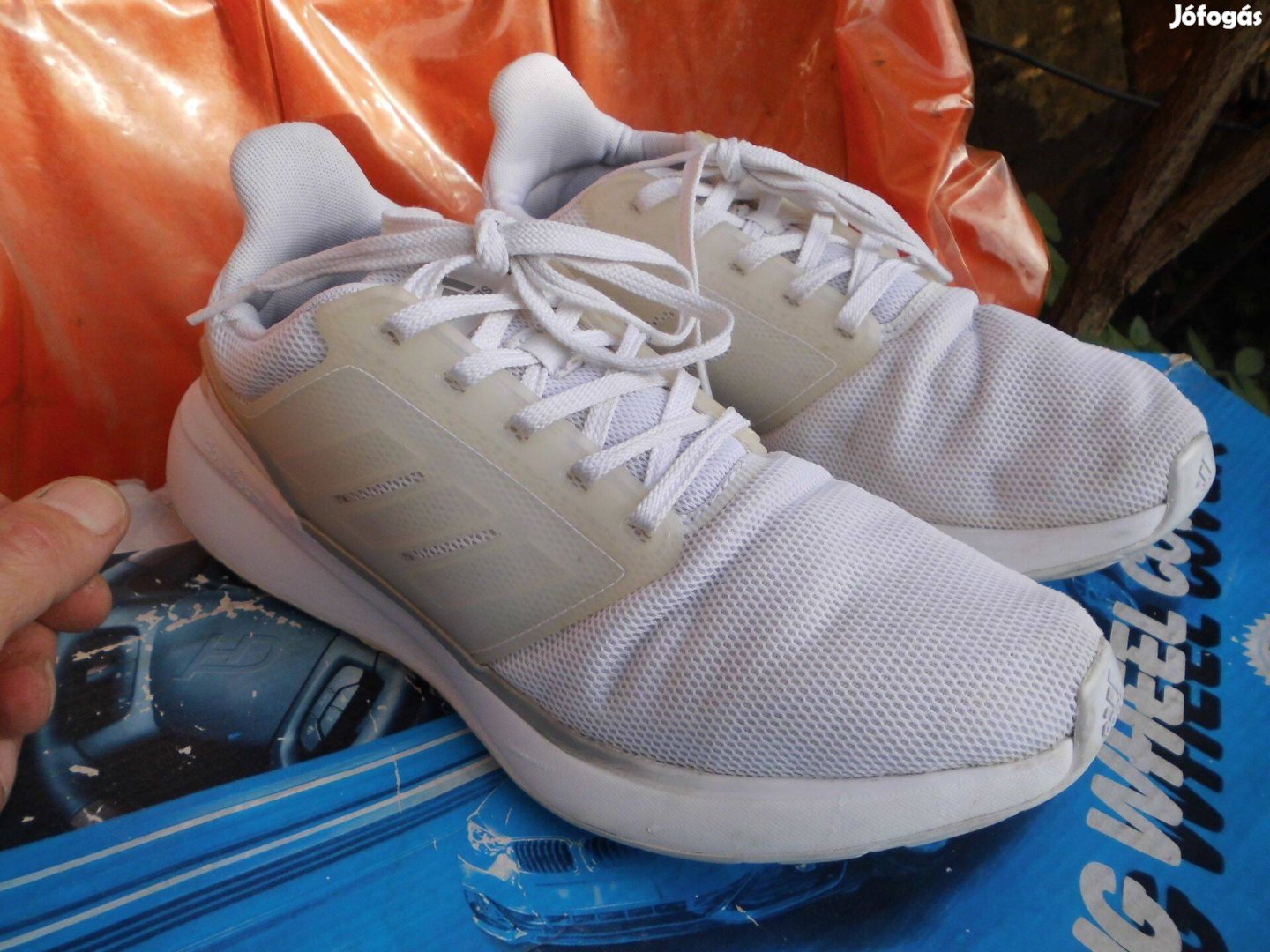 Adidas EQ 19 fehér 44-es sport-utcai cipő eladó,