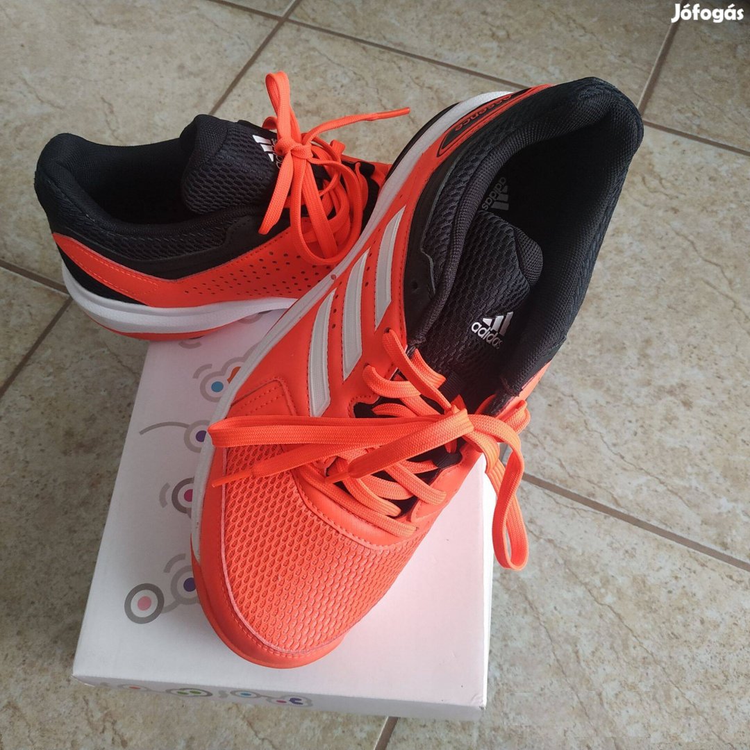 Adidas Essence Új kézilabda cipő - 41 - eladó