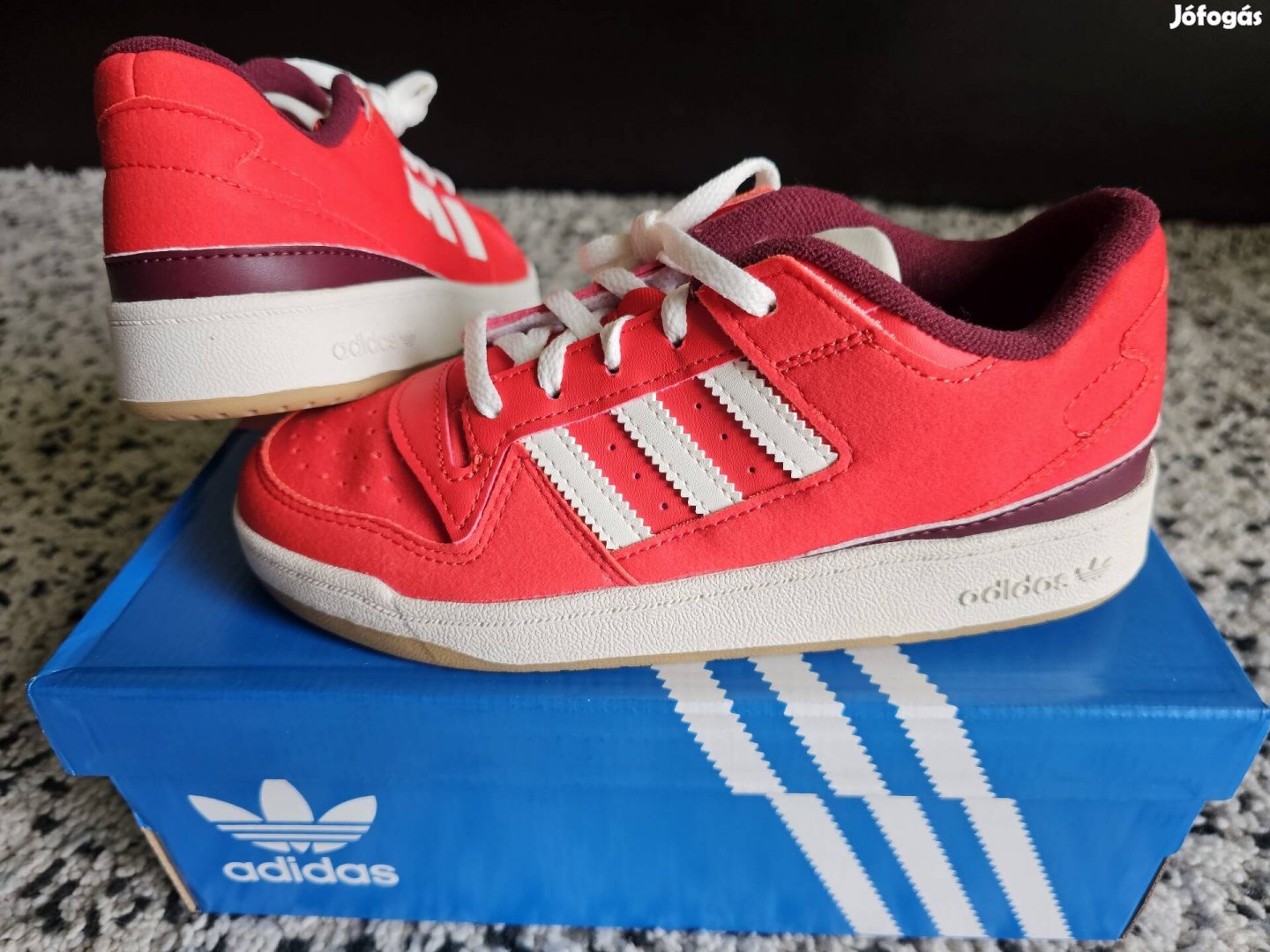 Adidas Forum Low CL 34-es gyerek piros cipő. 