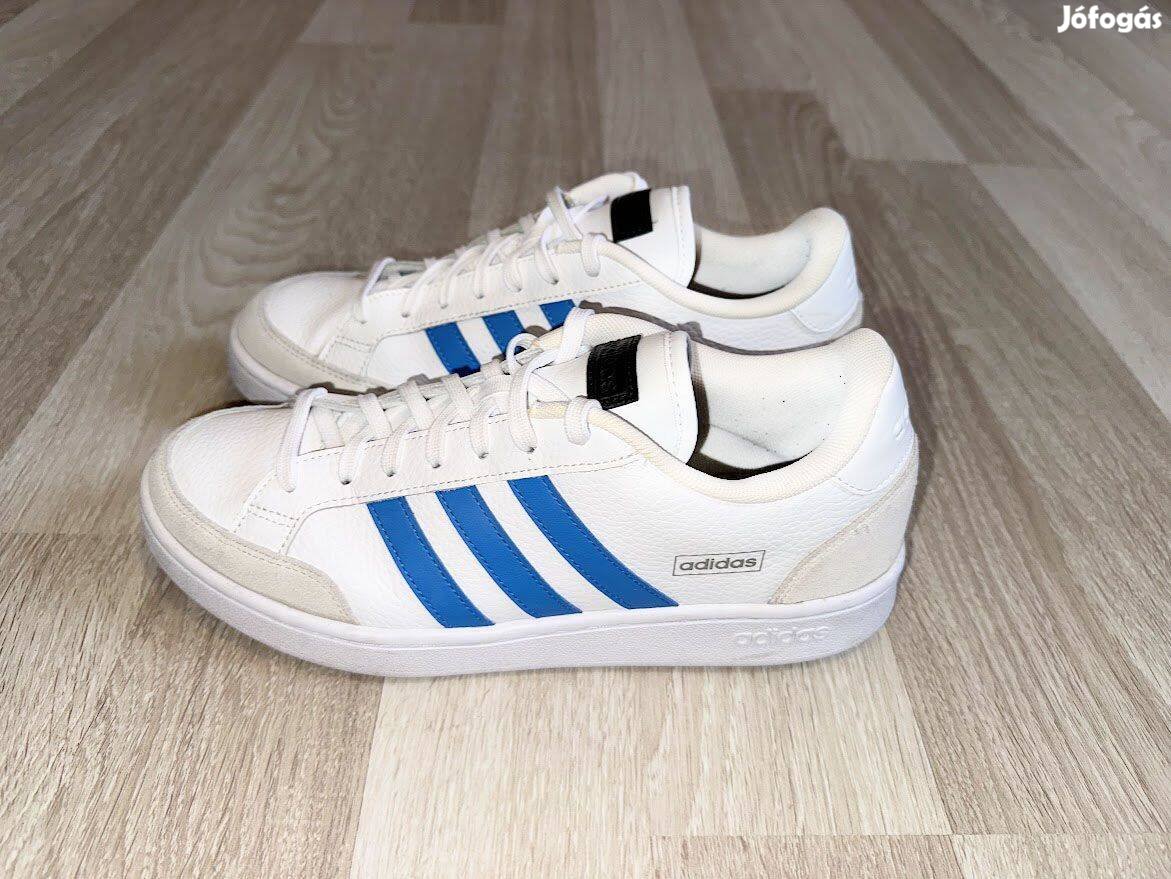 Adidas Grand Court SE bőr sportcipő 44 -es