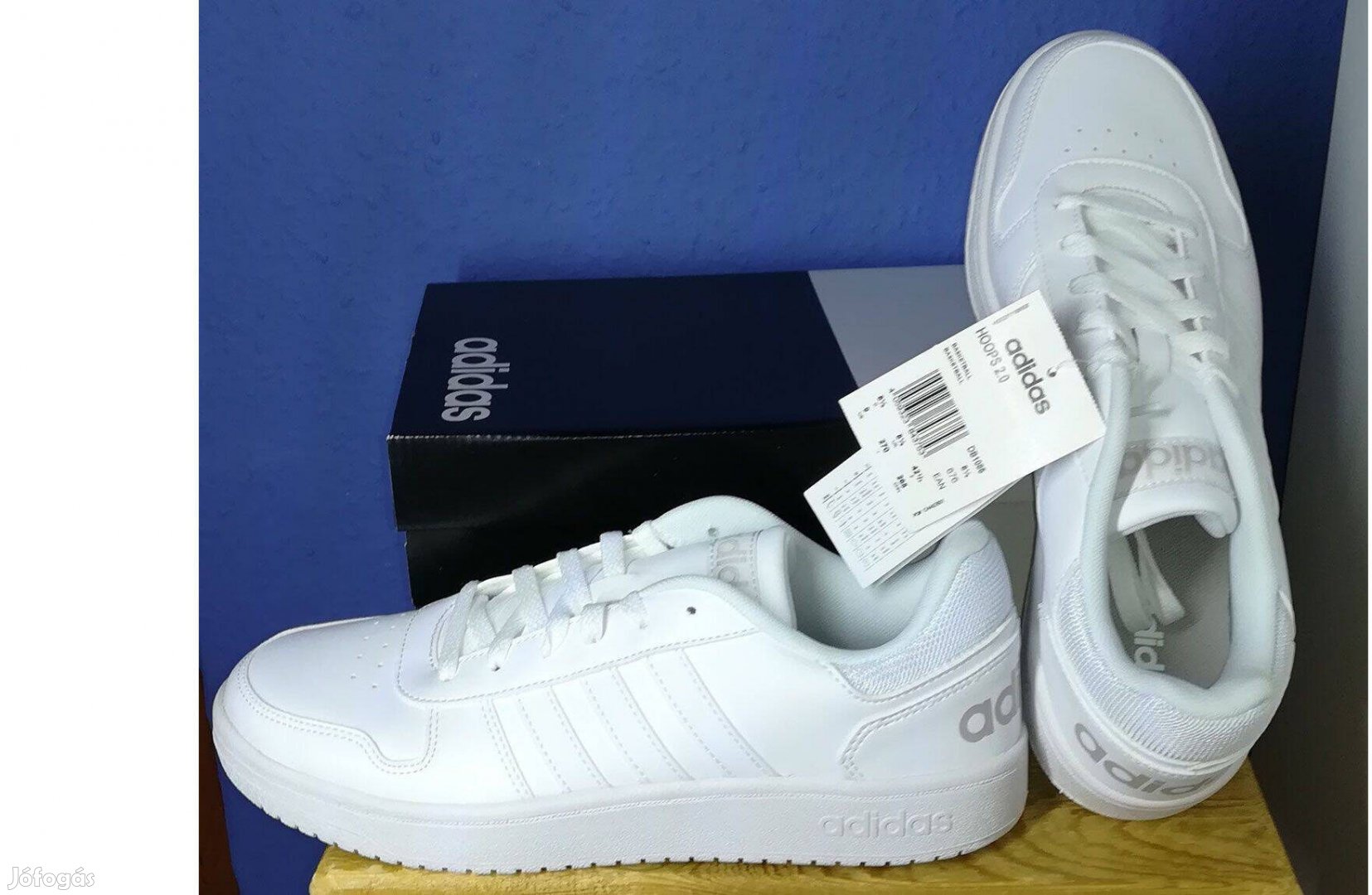 Adidas Hoops 2.0 fehér cipő (42.5, 43, 46.5)