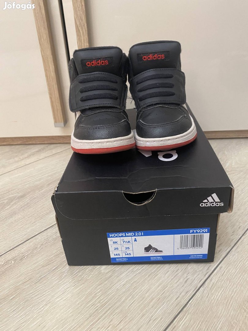 Adidas Hoops 2.0 kiscipő (25)