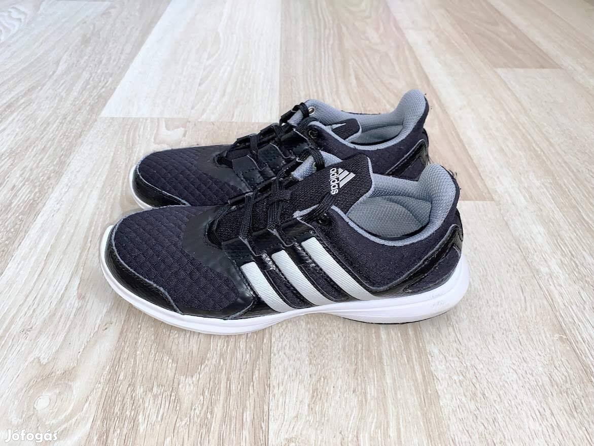 Adidas Hyperfast 2.0 K sportcipő 35.5 -es