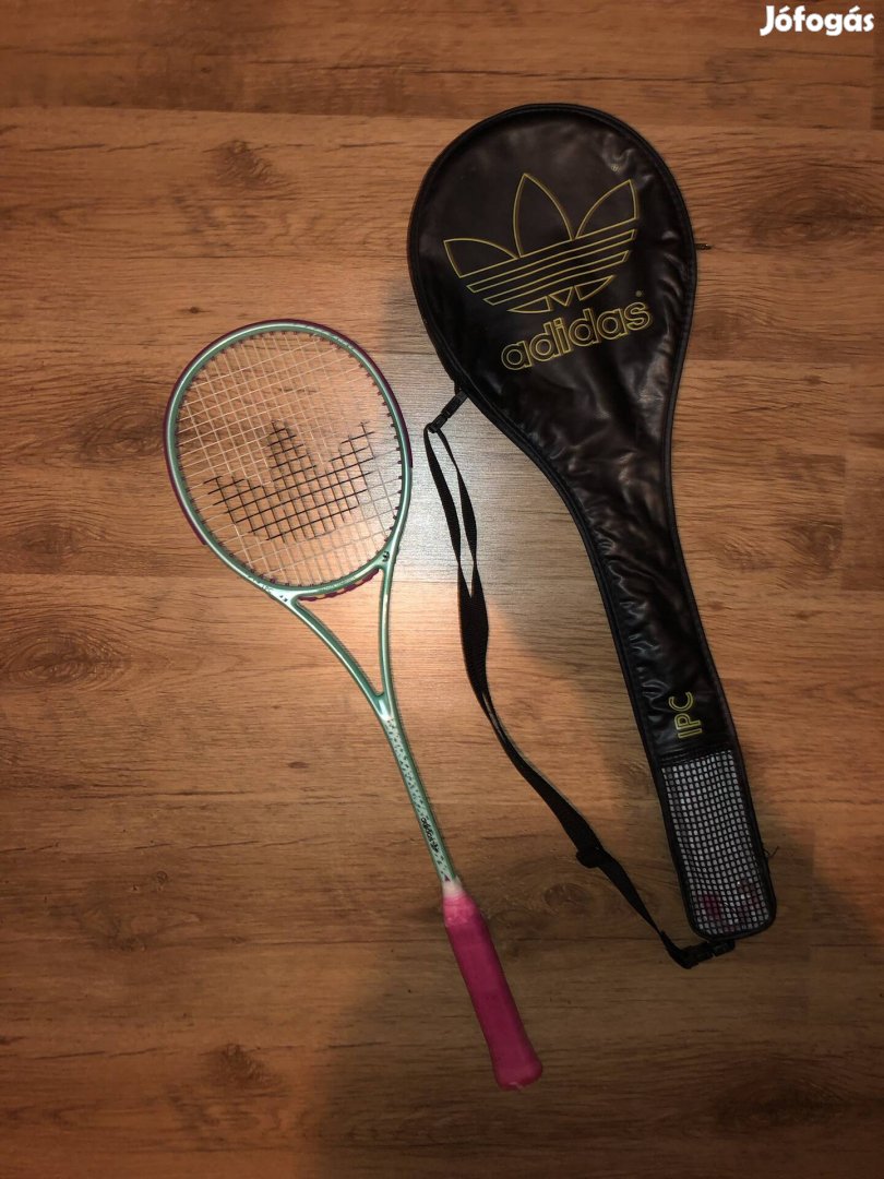 Adidas IPC női squash ütő.