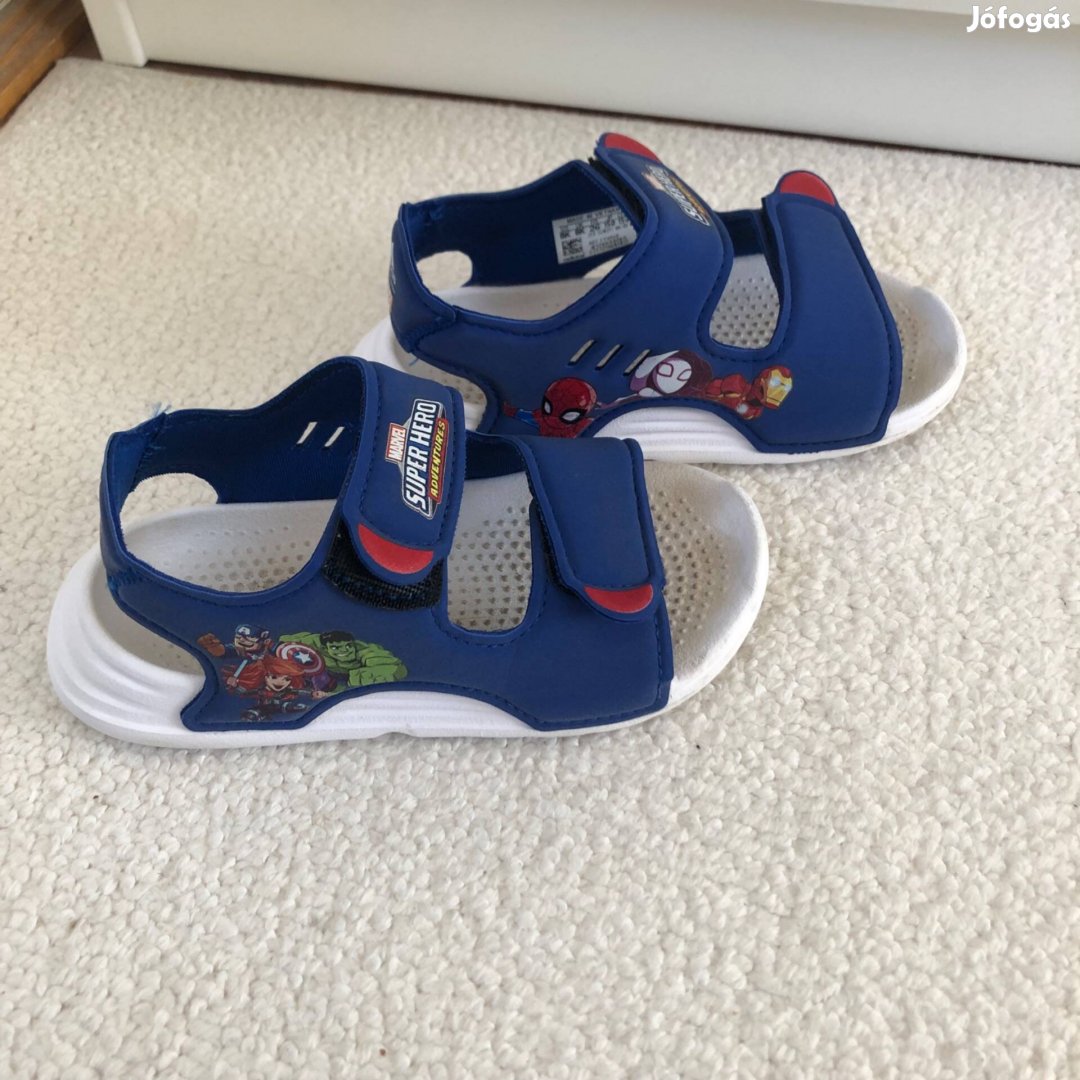 Adidas Marvel Superheroes szandál