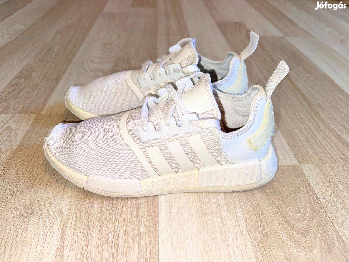 Adidas NMD R1 sportcipő 43 1/3 -os