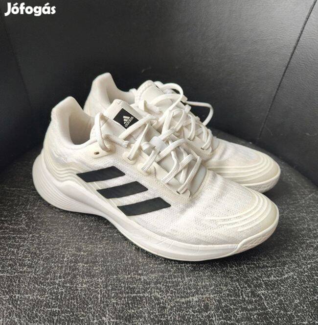 Adidas Novaflight fehér cipő - 40