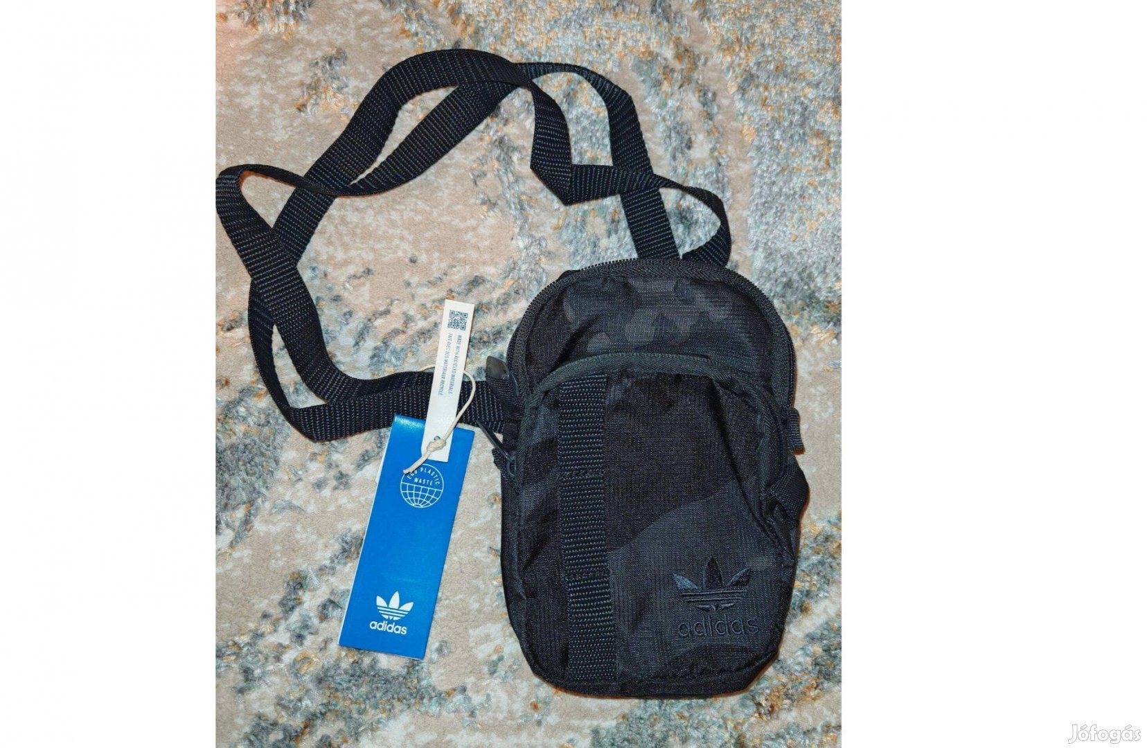 Adidas Originals eredeti Unisex Camo Festival Bag oldal kistáska