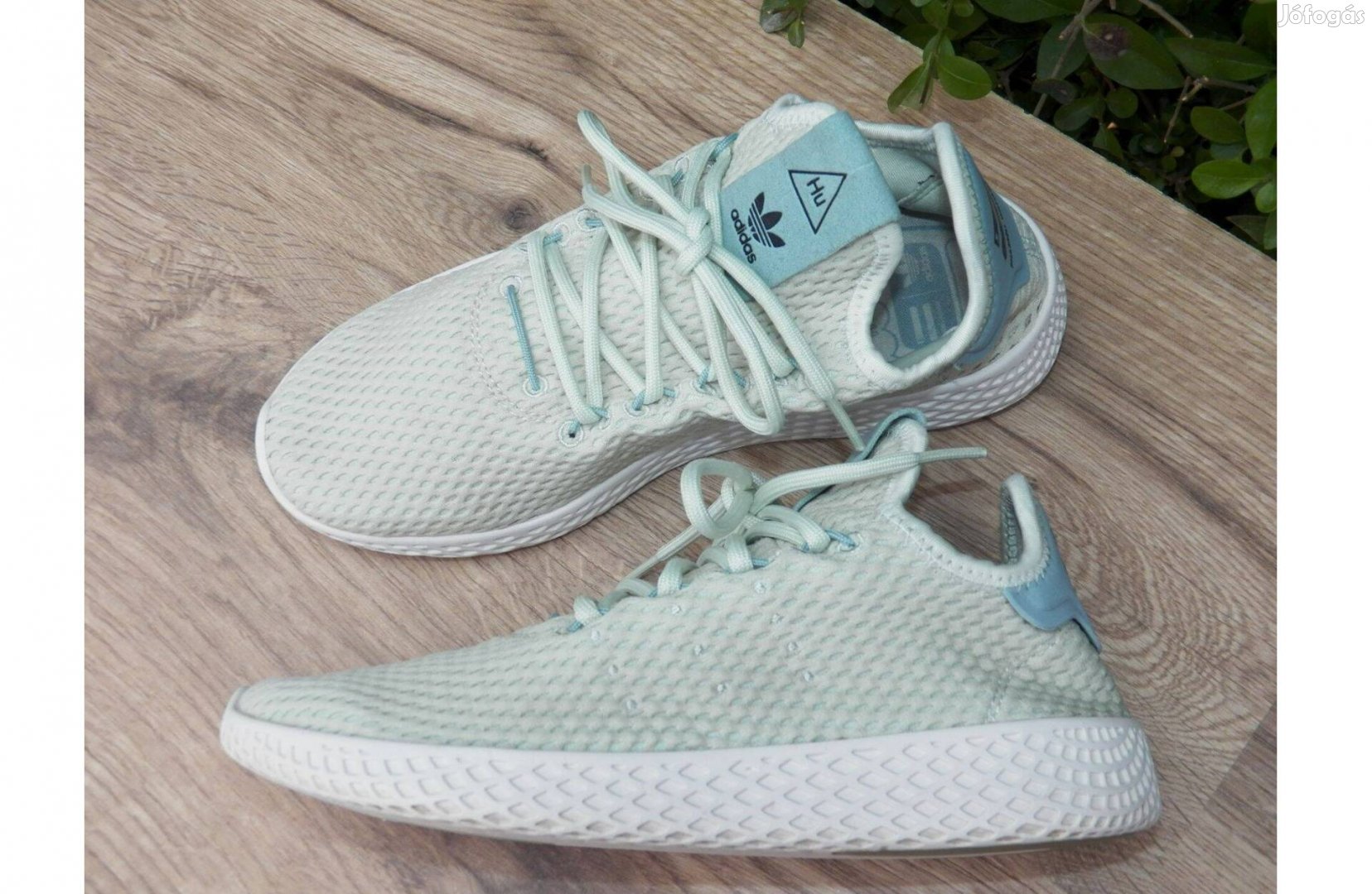 Adidas Pharrell Willliams szép sportcipő, 36 23
