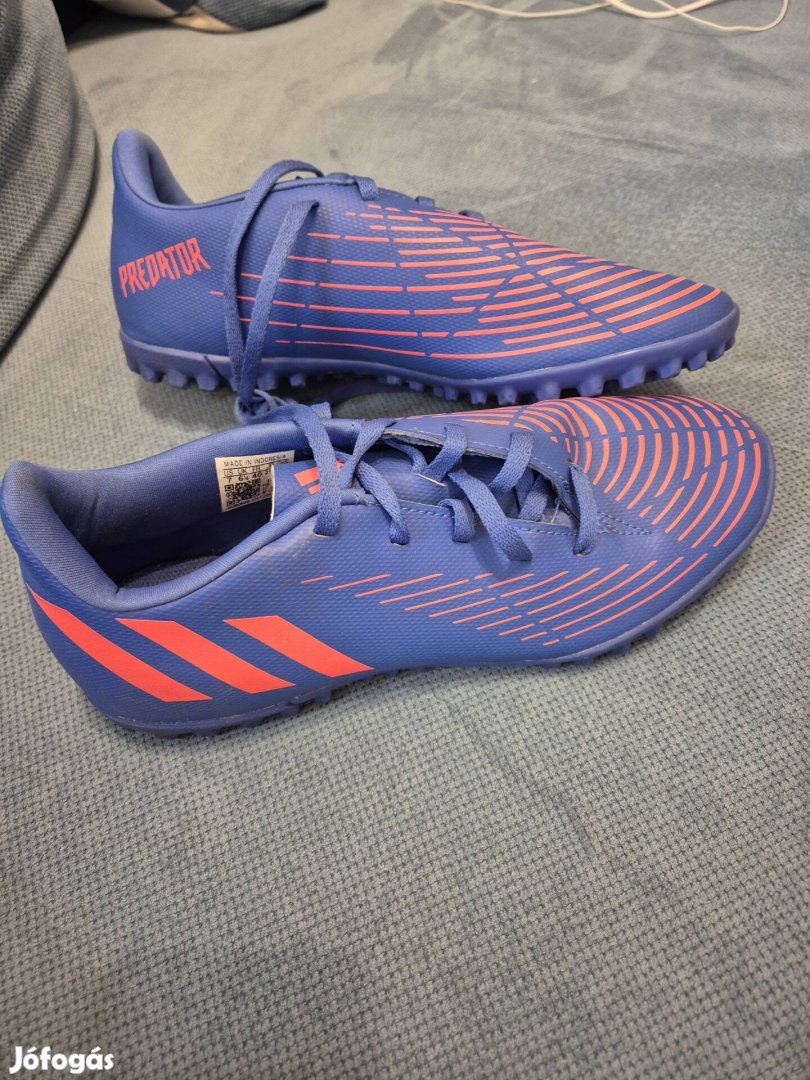 Adidas Predator 40 es teremfoci cipo Uj