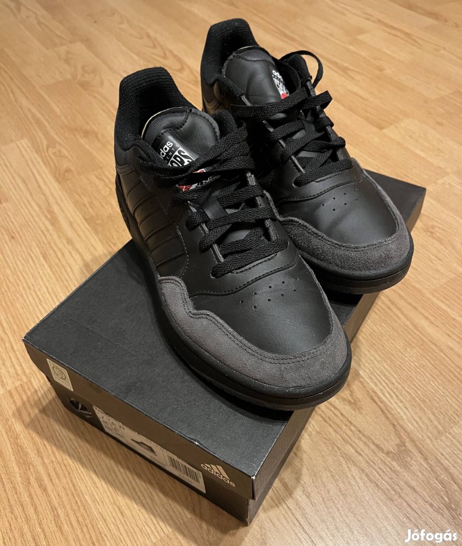 Adidas Presents Hoops férfi cipő 41-42