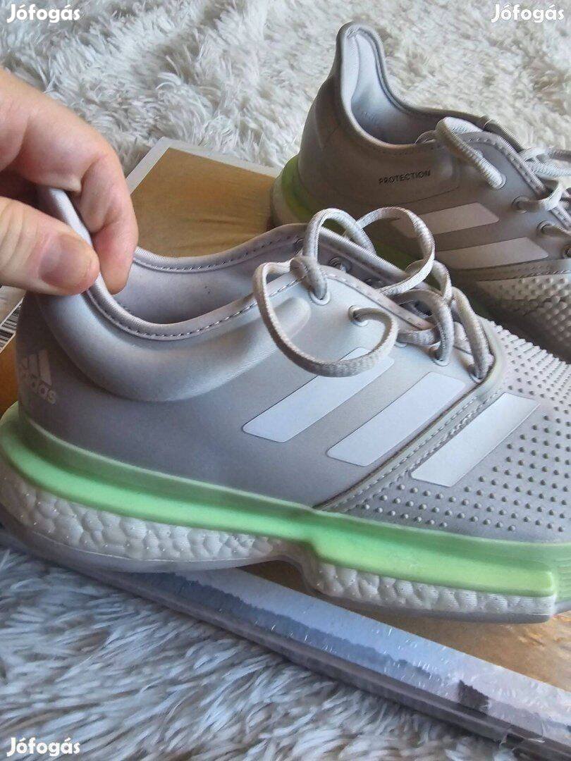 Adidas Solecourt Tenisz cipö új cimkés 41 1/3 os méret 26 cm a belsö
