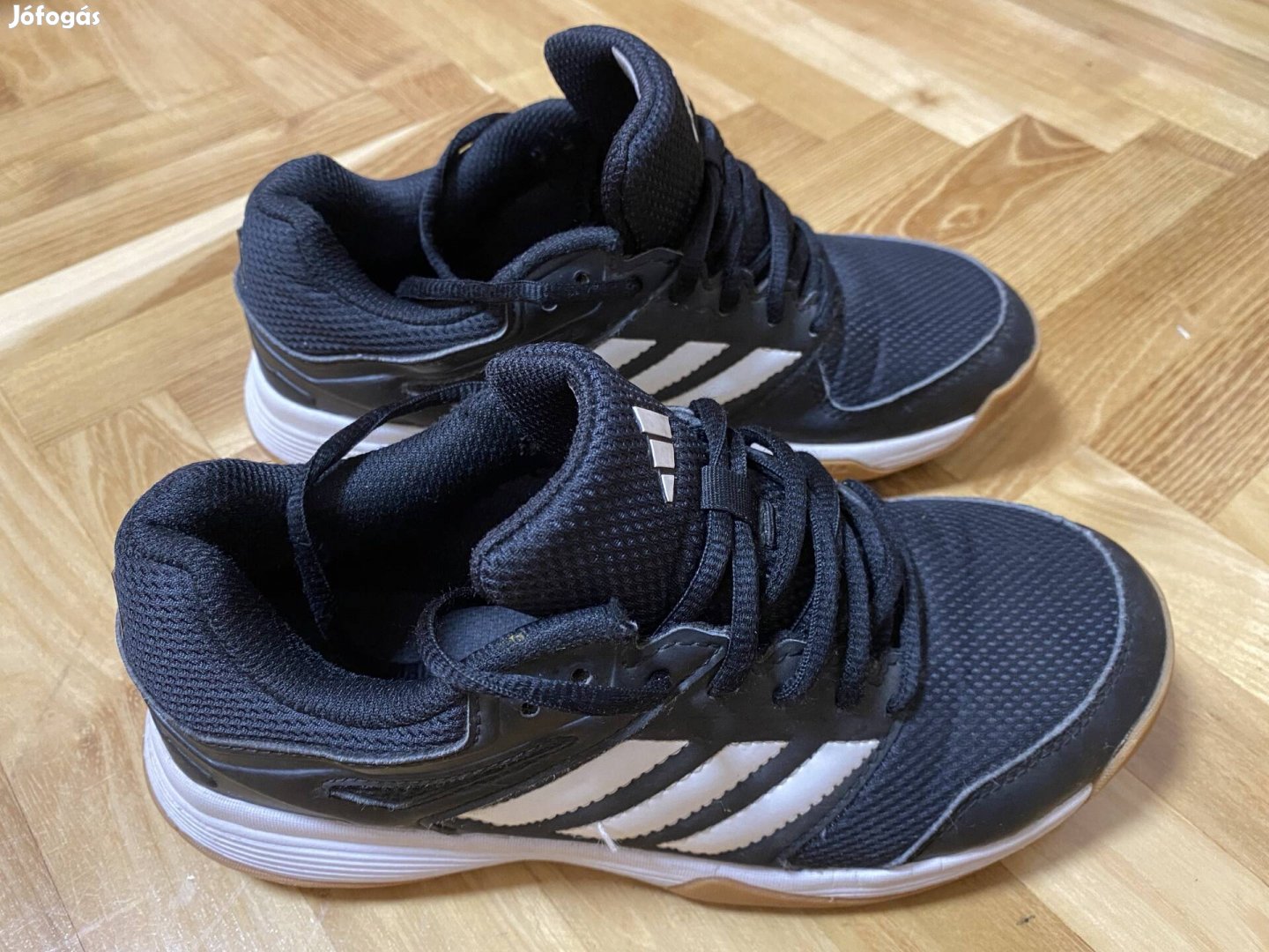 Adidas Speedcourt cipő 36 2/3