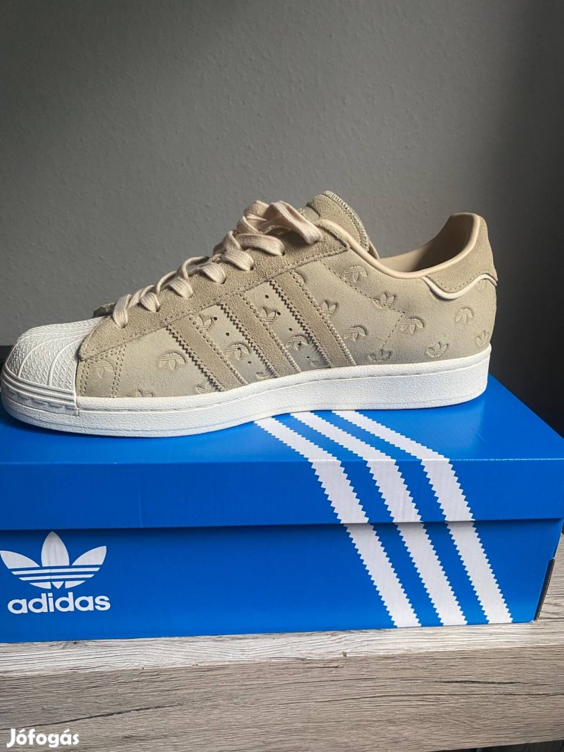 Adidas Superstar