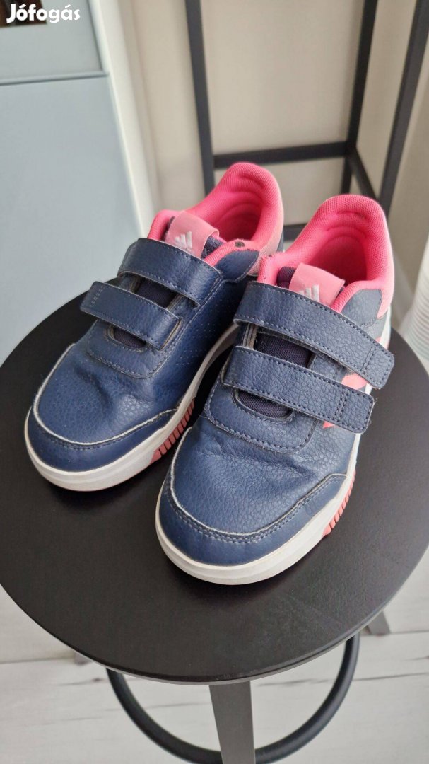 Adidas Tensaur kislány tavaszi cipő 32-es