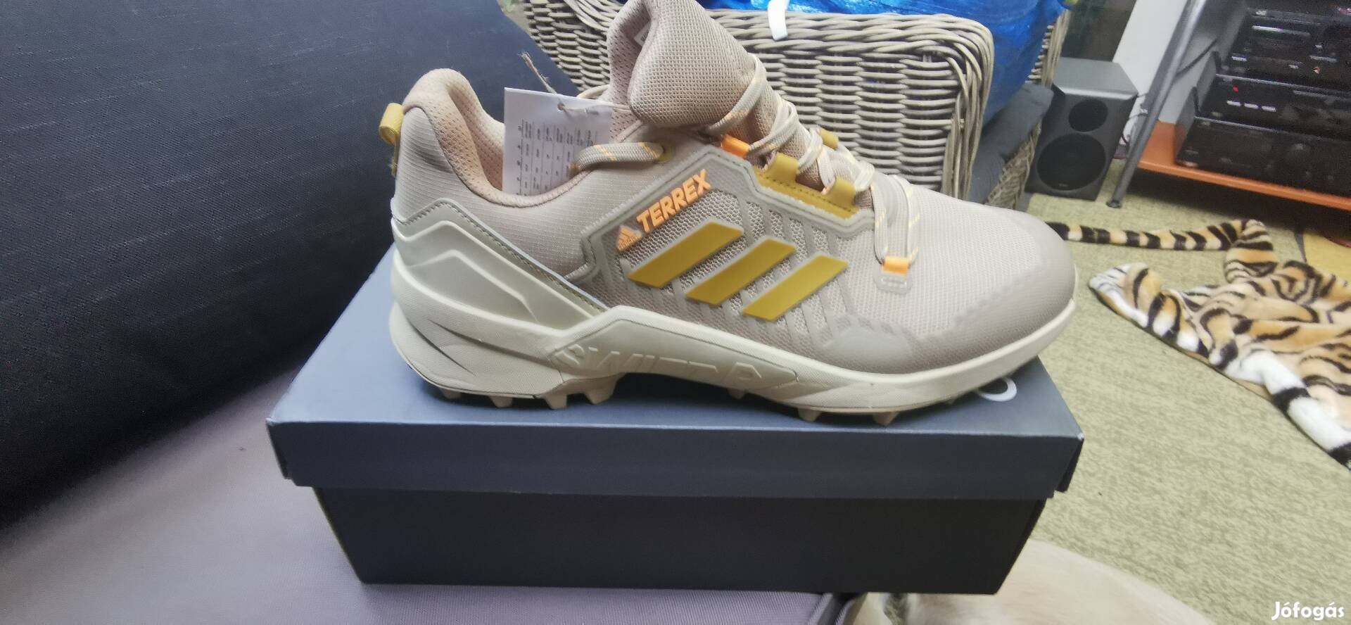 Adidas Terrex túra cipő 46. 