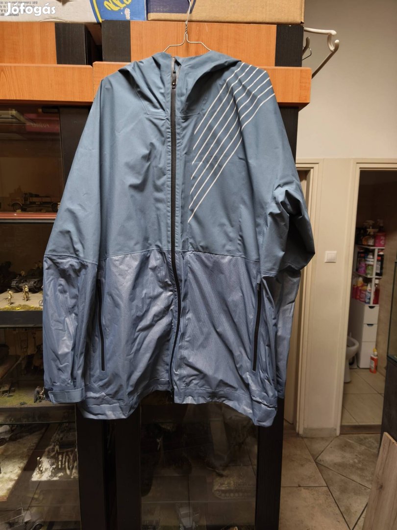 Adidas Terrex túra dzseki Gore-tex XL.