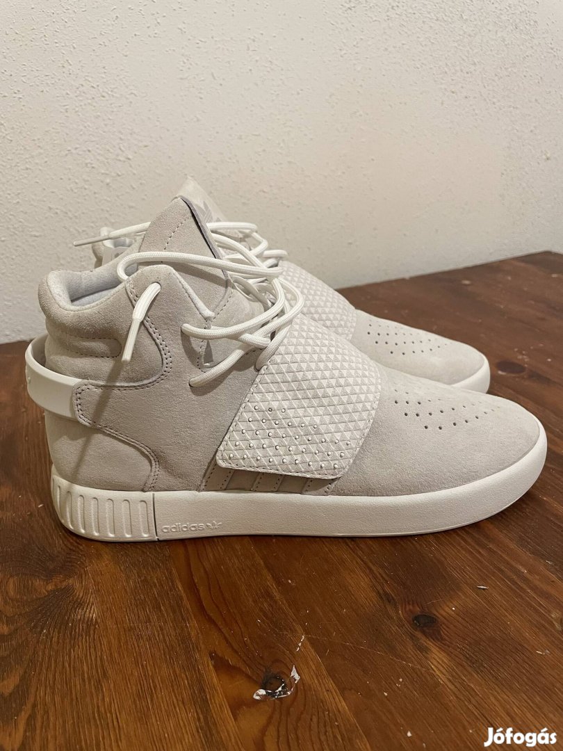 Adidas Tubular Invader 40-es