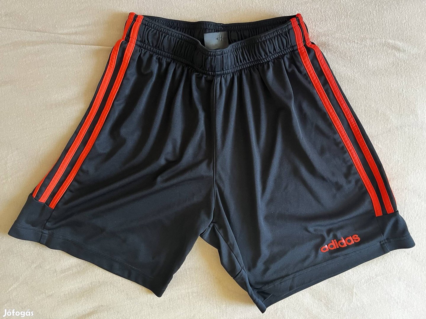 Adidas Új ferfi r.nadrag S