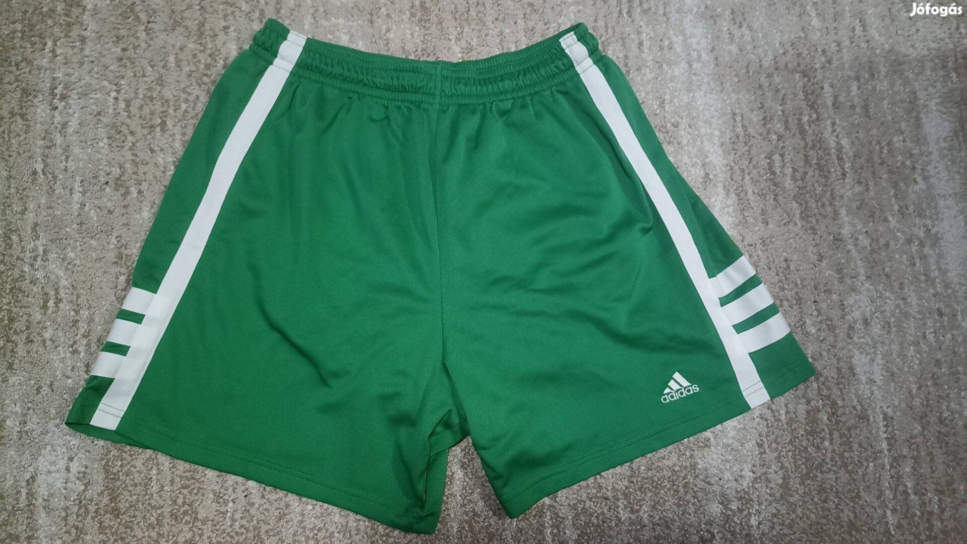 Adidas XL sport rövidnadrág, jó állapotban