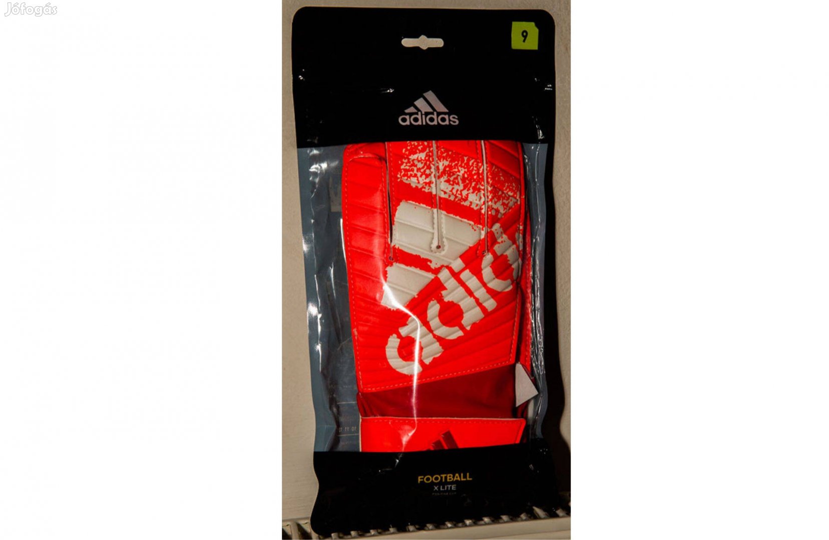 Adidas X Lite piros fehér kapuskesztyű (11-es)