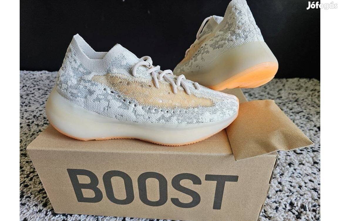 Adidas Yeezy Boost 380 világos 41 és 42-es utcai cipő. Teljesen új,