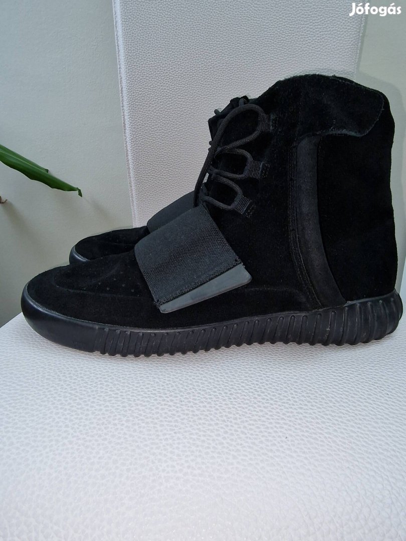 Adidas Yeezy Boost 750 triple black BB1839 suede 46