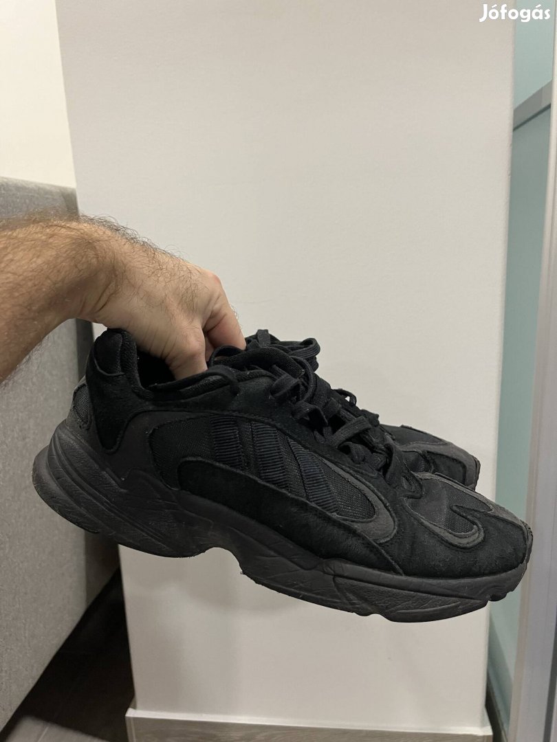 Adidas Yung-1 sportcipő 