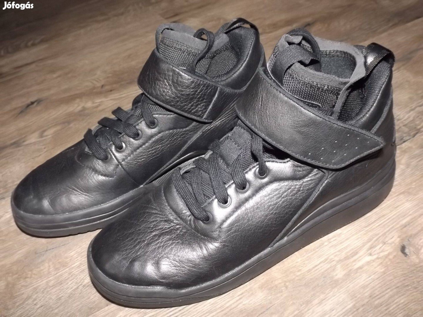Adidas Zapatillas bőr magasszárú cipő 42 2/3 méretű