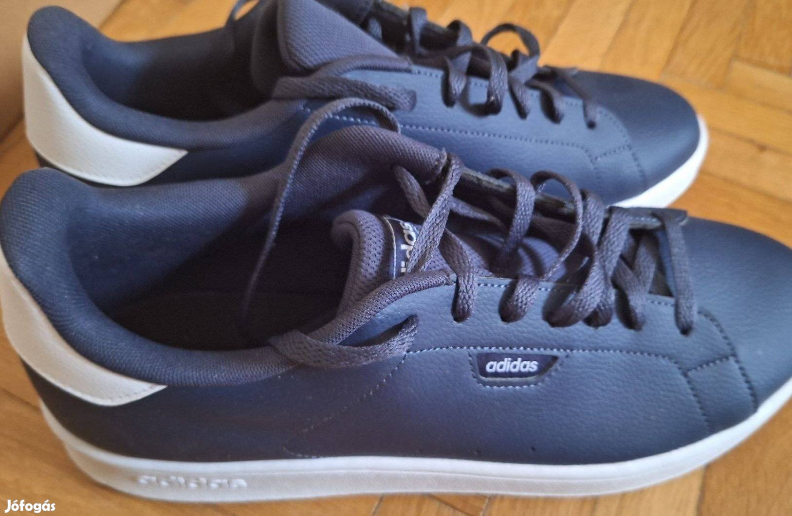 Adidas, 46-os sötétkék, új, bőrcipő