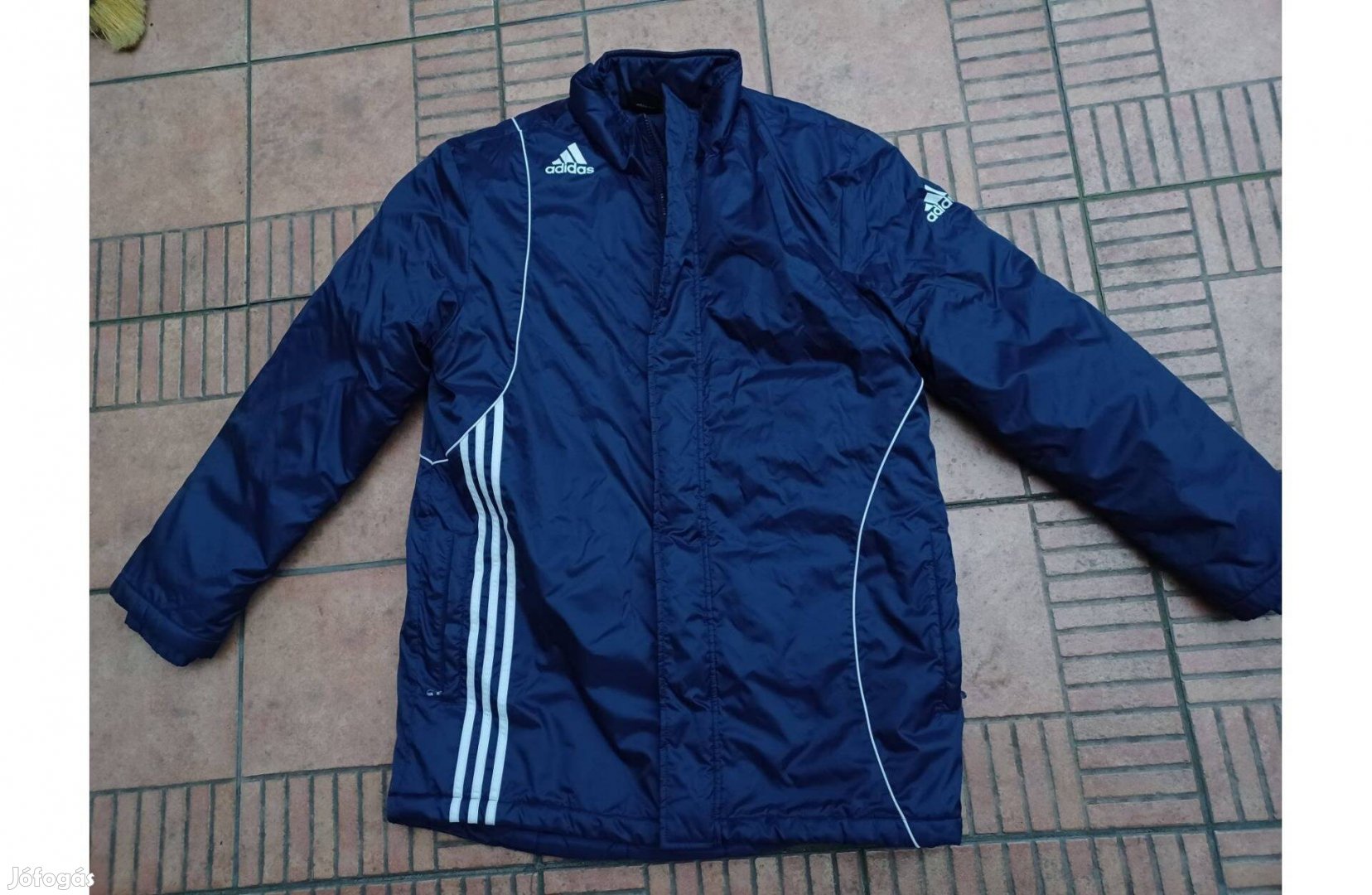 Adidas bélelt kabát télikabát L