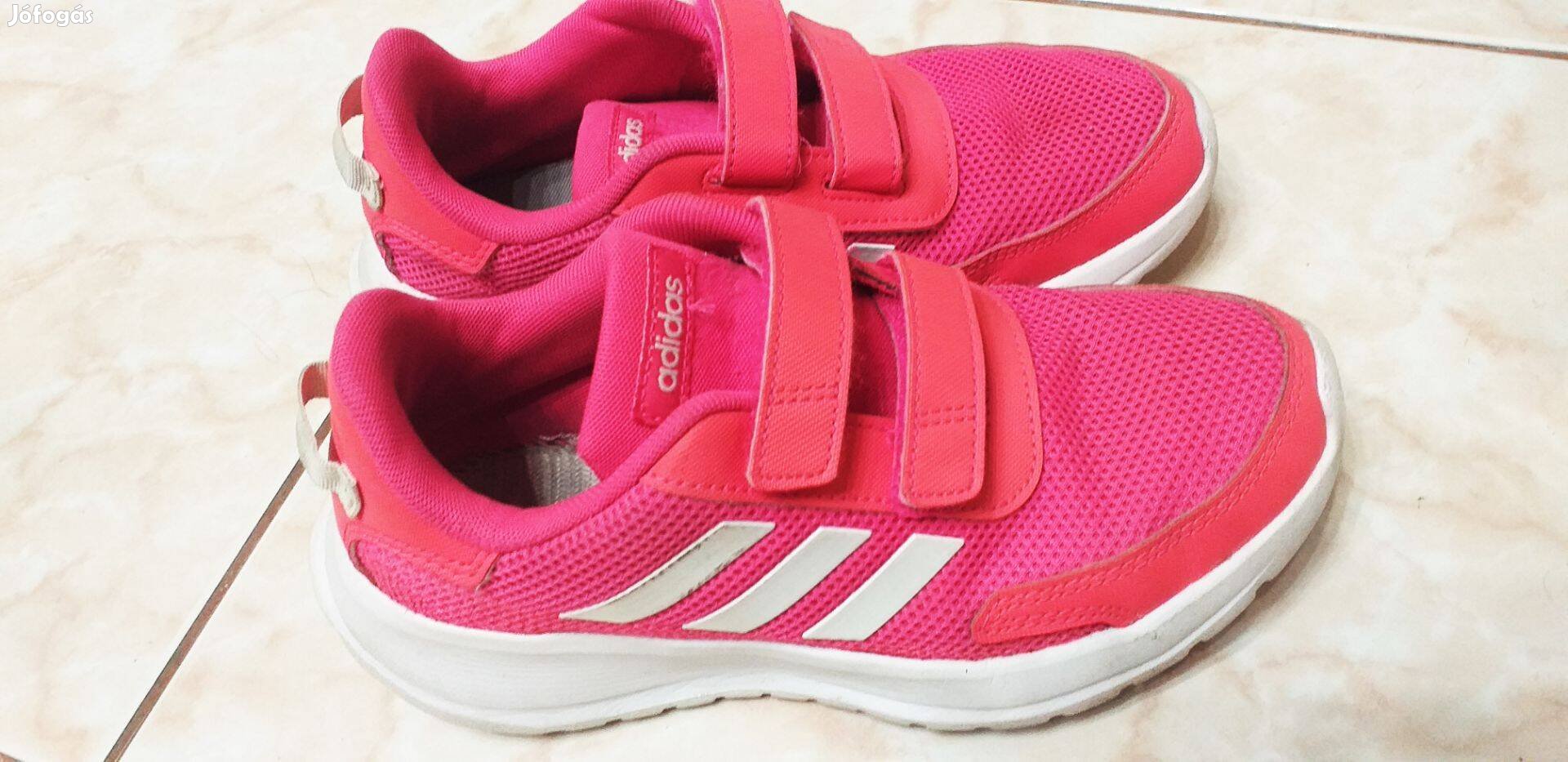 Adidas cipő 35-ös újszerű állapotban eladó