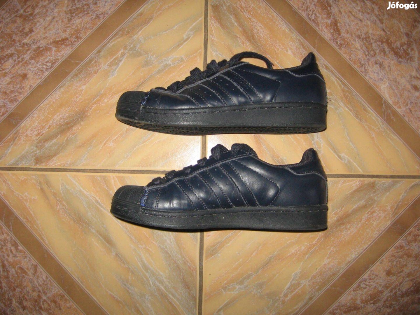 Adidas cipő 36-os