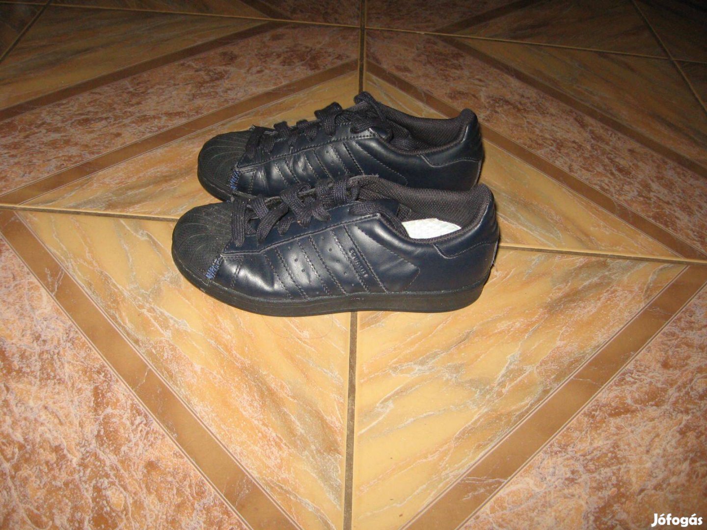 Adidas cipő 36-os