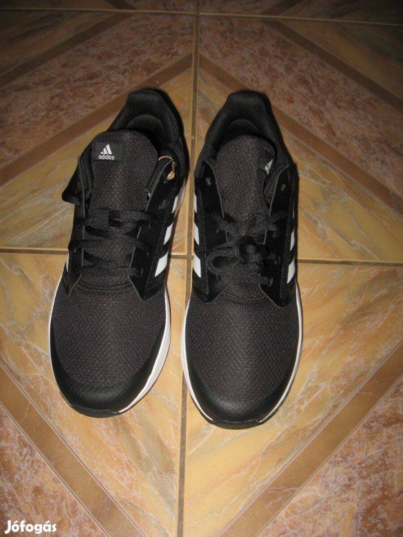 Adidas cipő 46-os, új