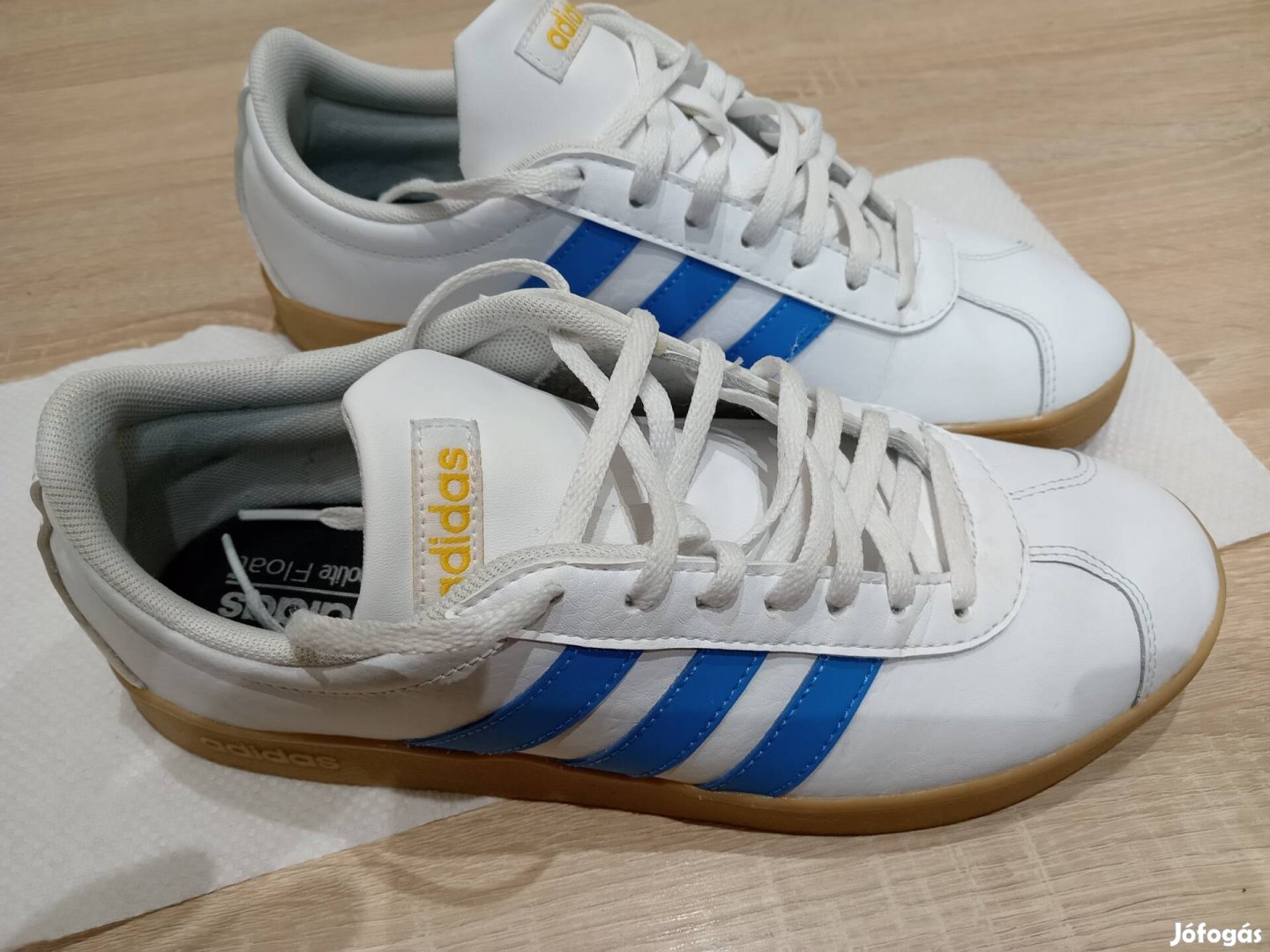 Adidas cipő 